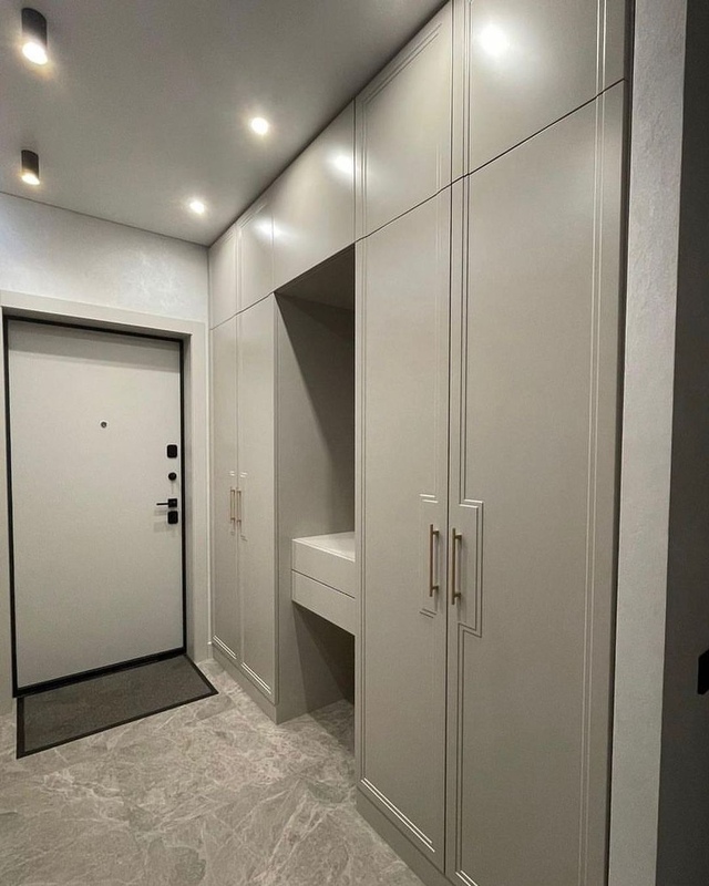 Встроенные распашные шкафы-Встроенный шкаф с распашными дверями «Модель 37»-фото2
